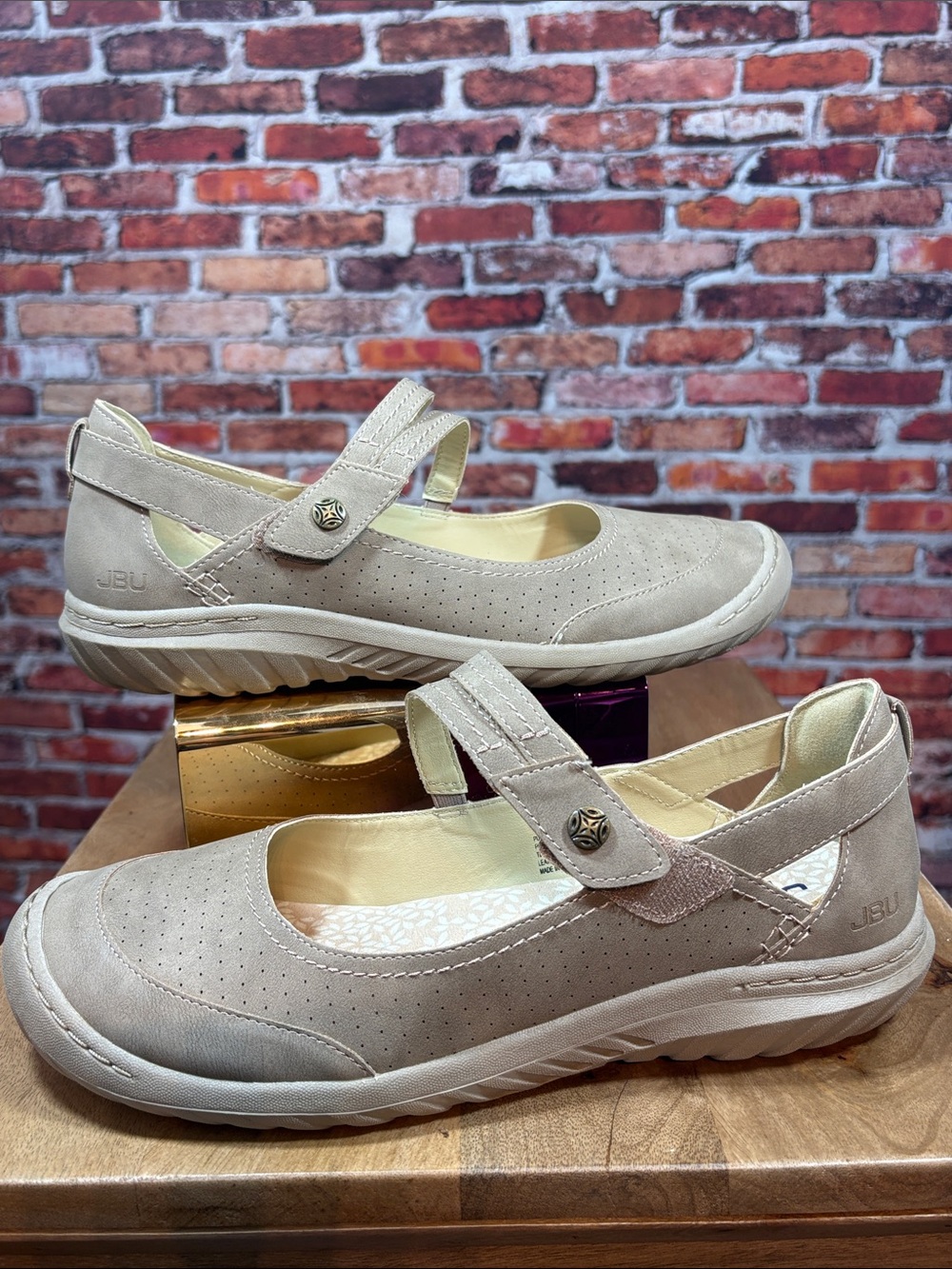 JBU Women's “Fawn” Taupe Mary Jane Comfort Flats Orthopedic Size 11